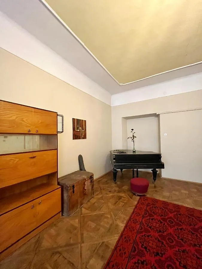Apartment Old Town Rooms Wielopole Krakow